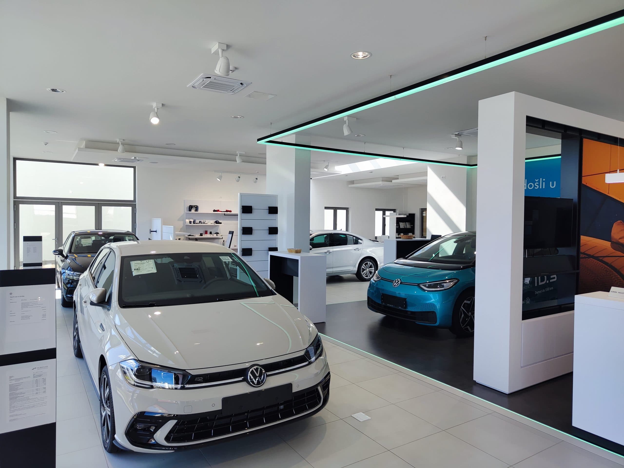 Berlina salon u Bihaću