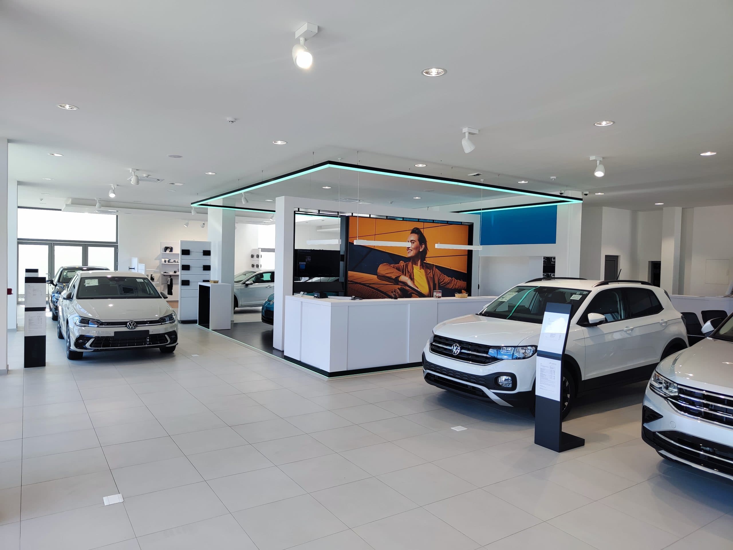 Berlina salon i servis 3
